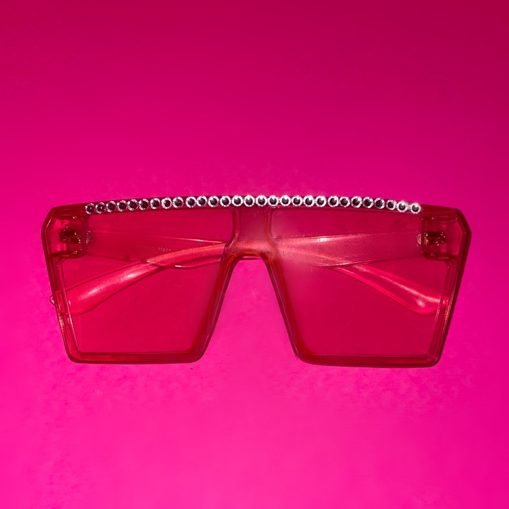 RHINESTONE BROWLINE SUNGLASSES - PINK LENSES